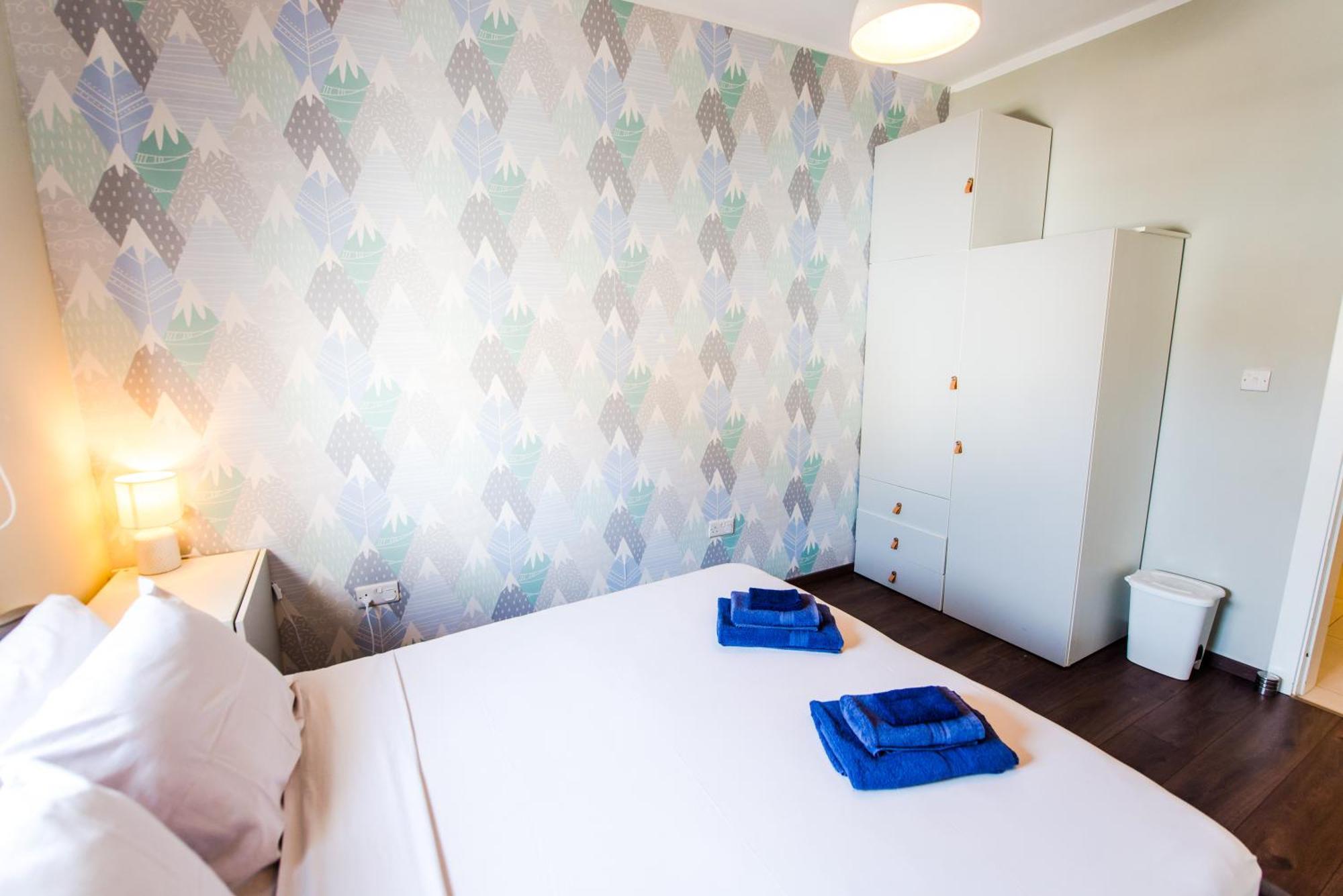 Mediterranean Abode - Spacious Apartment In Swieqi Is-Swieqi Bagian luar foto